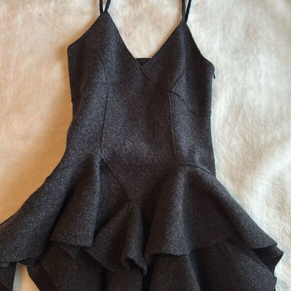 Givenchy Gray Peplum Tank Top - Picture 5 of 13